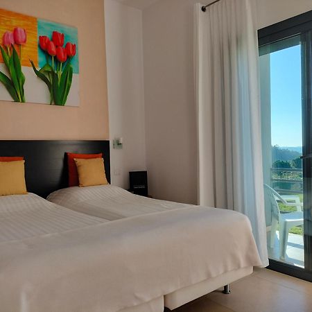 Casa Ceedina Bed And Breakfast & Beauty Batalha Eksteriør billede