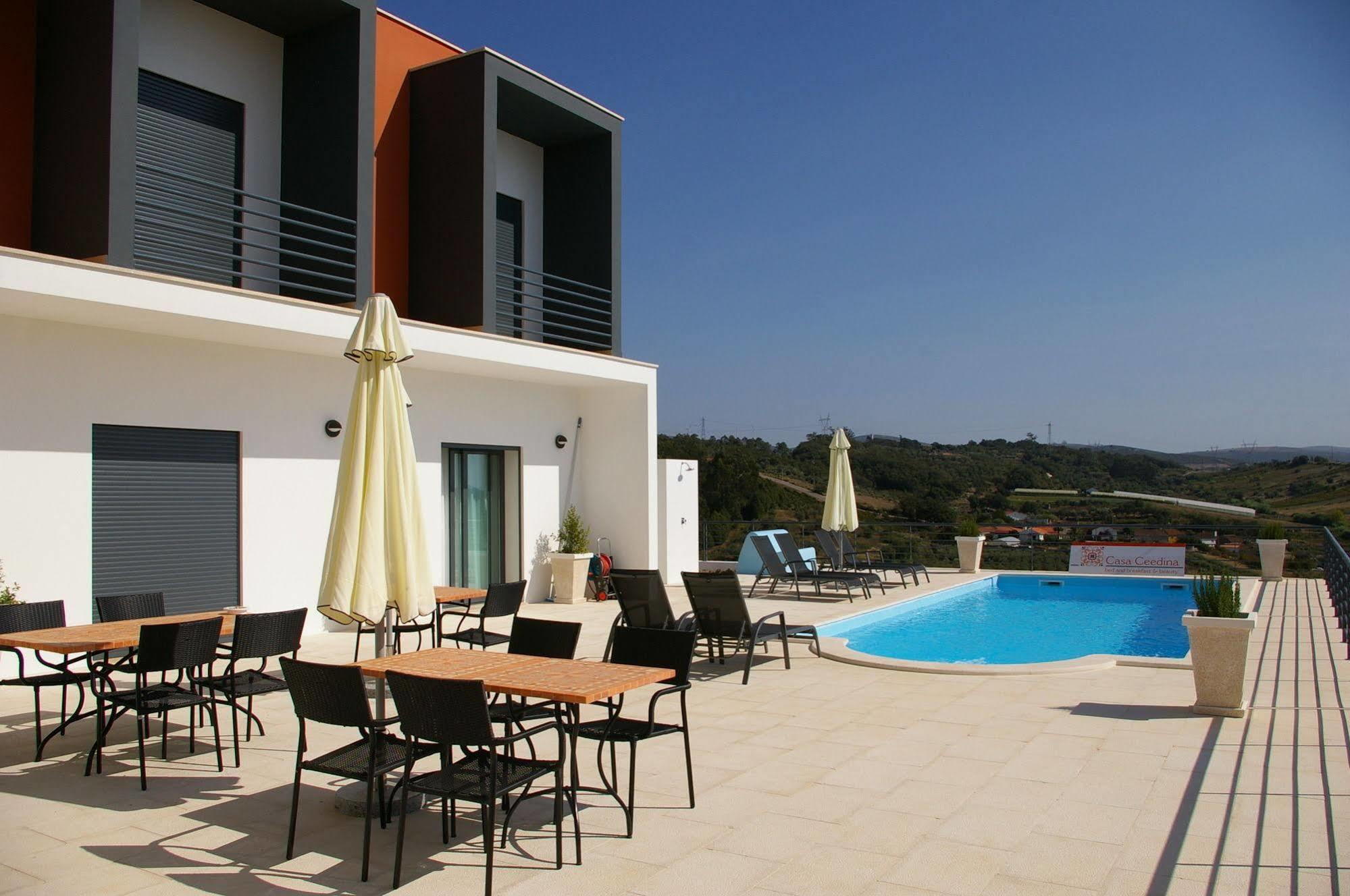 Casa Ceedina Bed And Breakfast & Beauty Batalha Eksteriør billede
